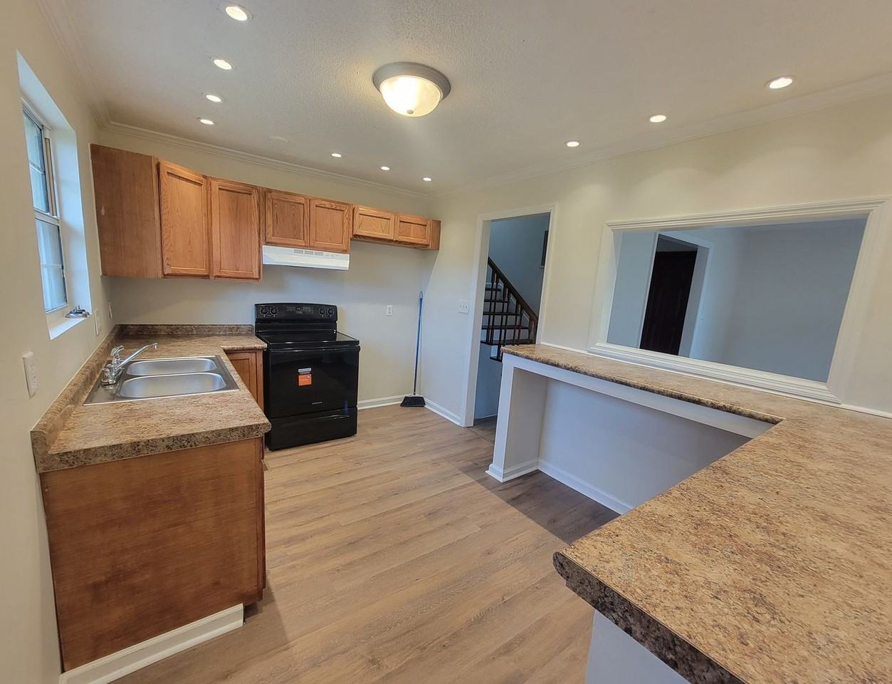 3513 Wyevale Rd - Photo 6 of 24