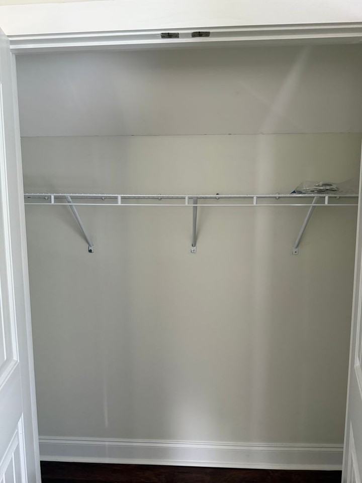 209 Pineridge Dr - Photo 5 of 33
