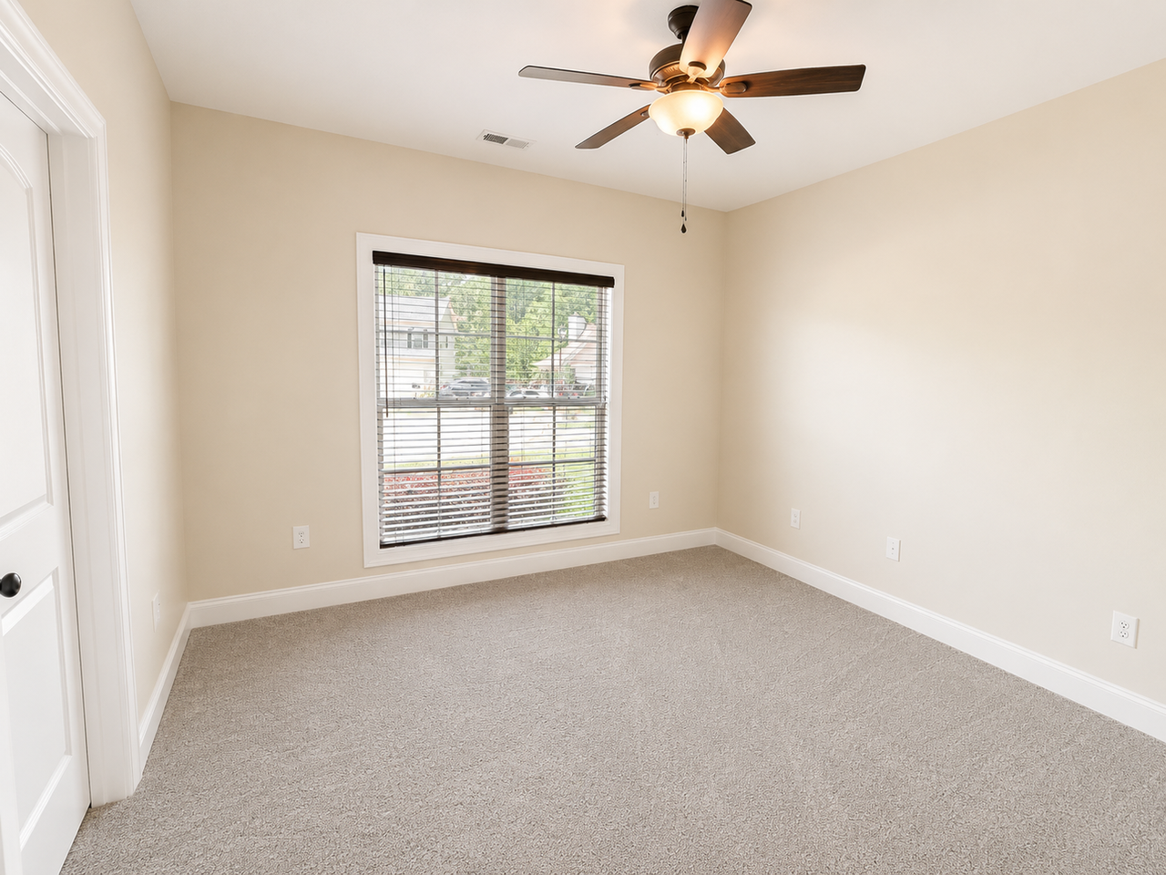 30 Cedar Brook Ct - Photo 4 of 10