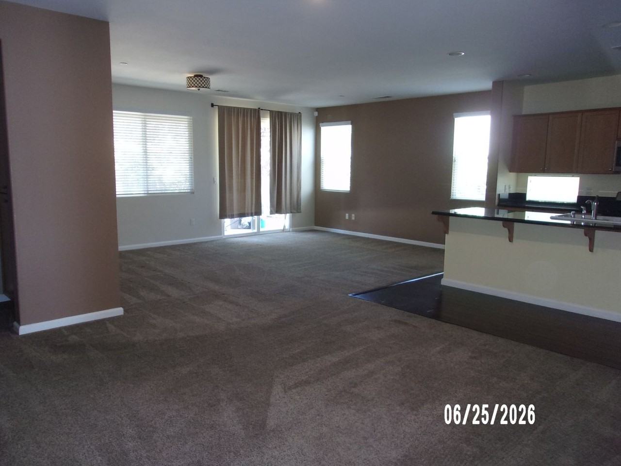 2207 Gaviota Ct - Photo 2 of 8