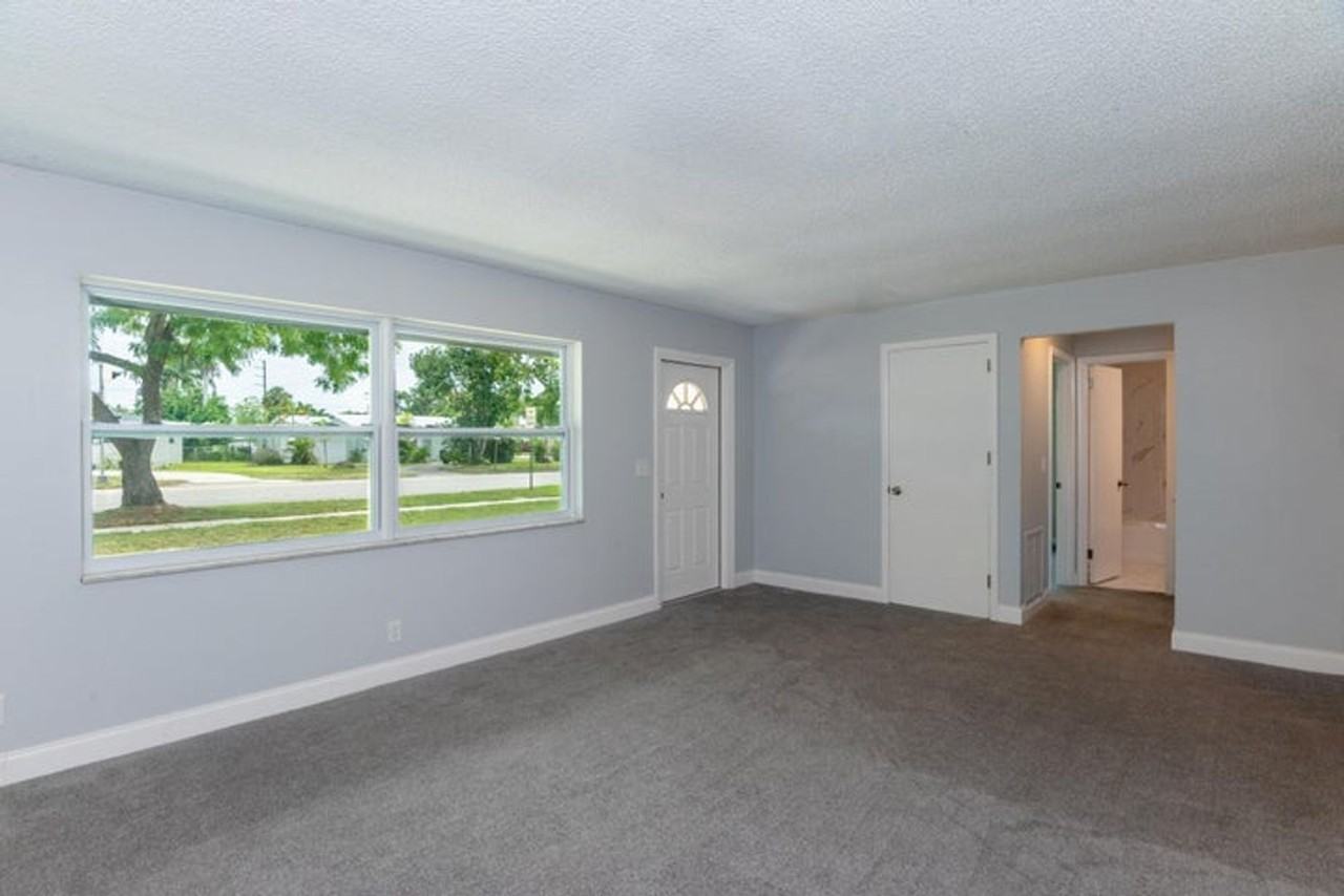 308 Park Ave - Photo 6 of 20