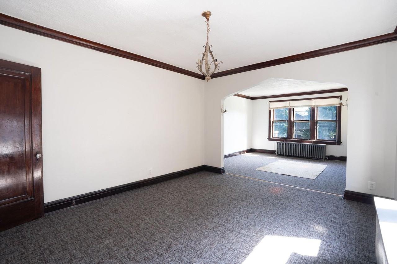 4641 Penrose St - Photo 5 of 16