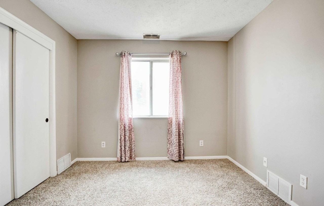 500 S 37th St #207 - Photo 7 of 17