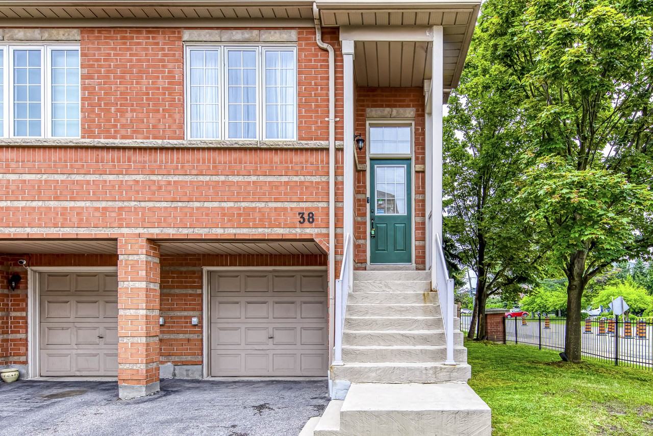 38 Fairview Road West - Photo 2 of 47