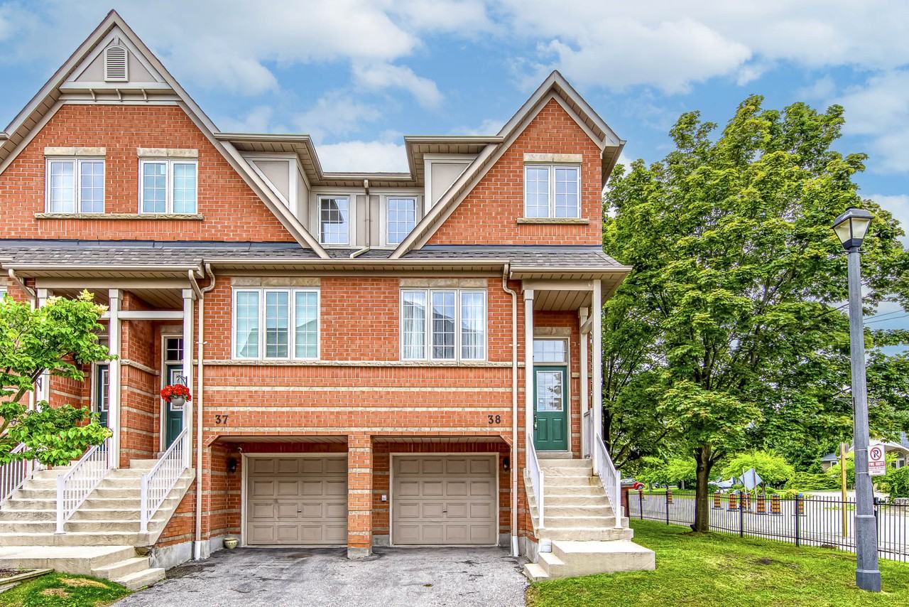 38 Fairview Road West - Photo 5 of 47