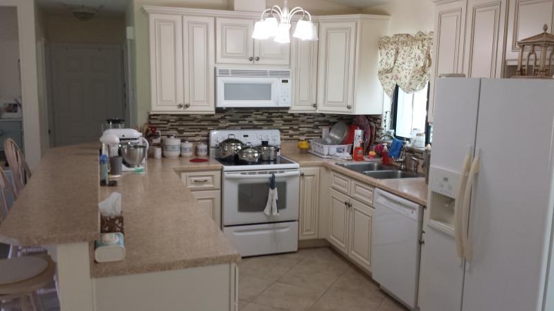 741 Tumblebrook Dr - Photo 2 of 9