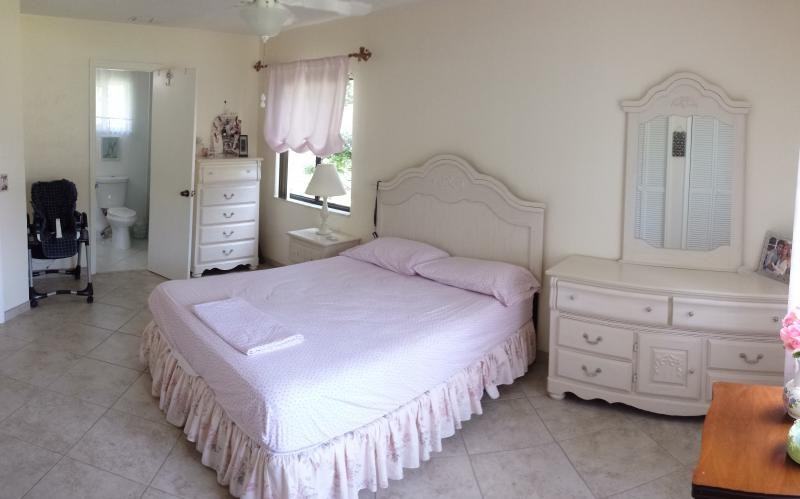741 Tumblebrook Dr - Photo 5 of 9
