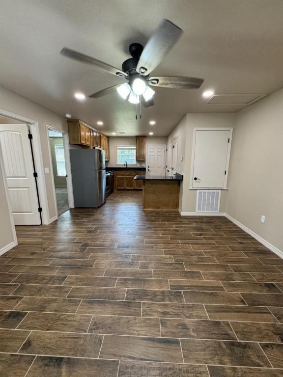 1552 N Heritage Ln - Photo 3 of 10
