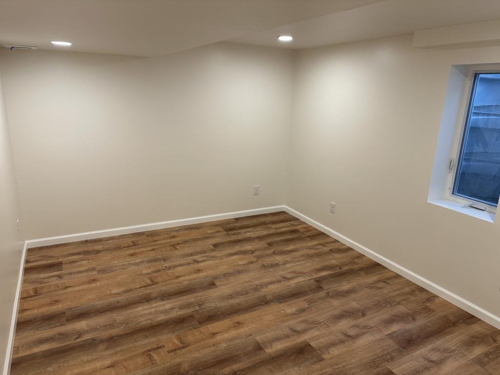 249 Bluegrass Ave - Photo 4 of 15