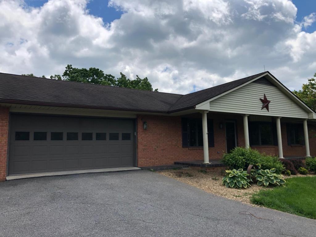 2293 Riner Rd - Photo 3 of 19