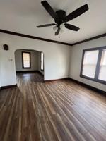 featured image of 125 W 12th Ave