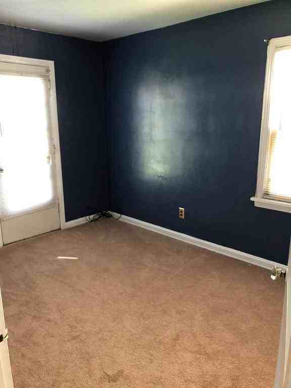 3413 E 146th St - Photo 4 of 11