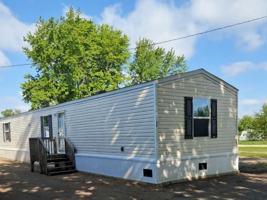featured image of 611 W Matthew St