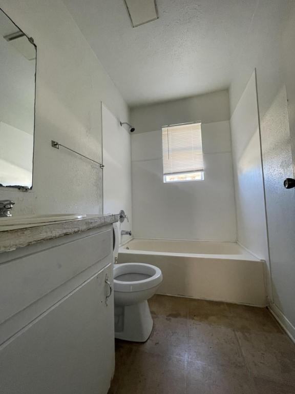 1205 Urbantke Ct Apt B - Photo 5 of 5