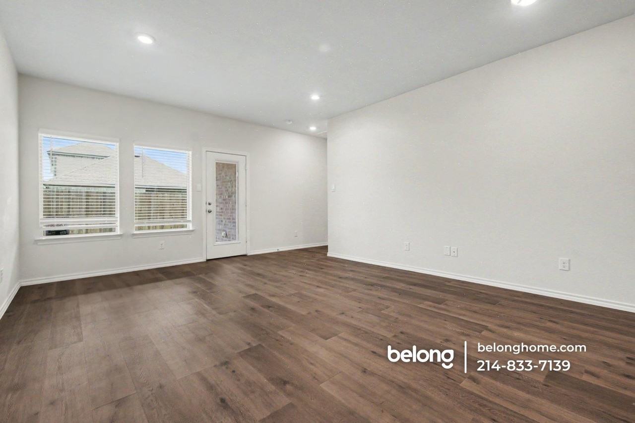 1109 Sunflower Ln - Photo 5 of 22