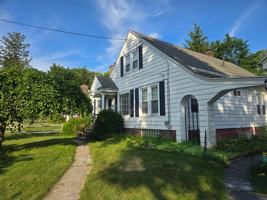featured image of 164 Bennett Rd