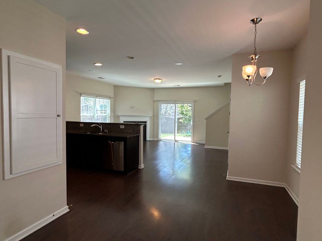 224 Jackstay Ct - Photo 3 of 26