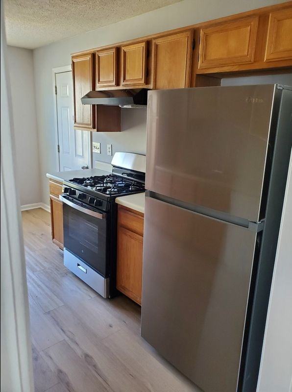 1297 Waterton Trl - Photo 2 of 10