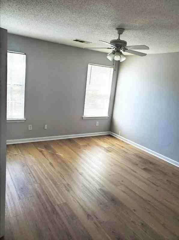 1297 Waterton Trl - Photo 6 of 10