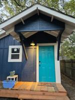 featured image of 808 W 27th Ave