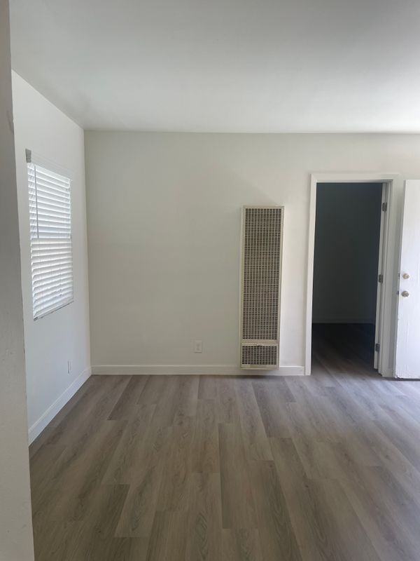 5509 Cerritos Ave - Photo 4 of 9