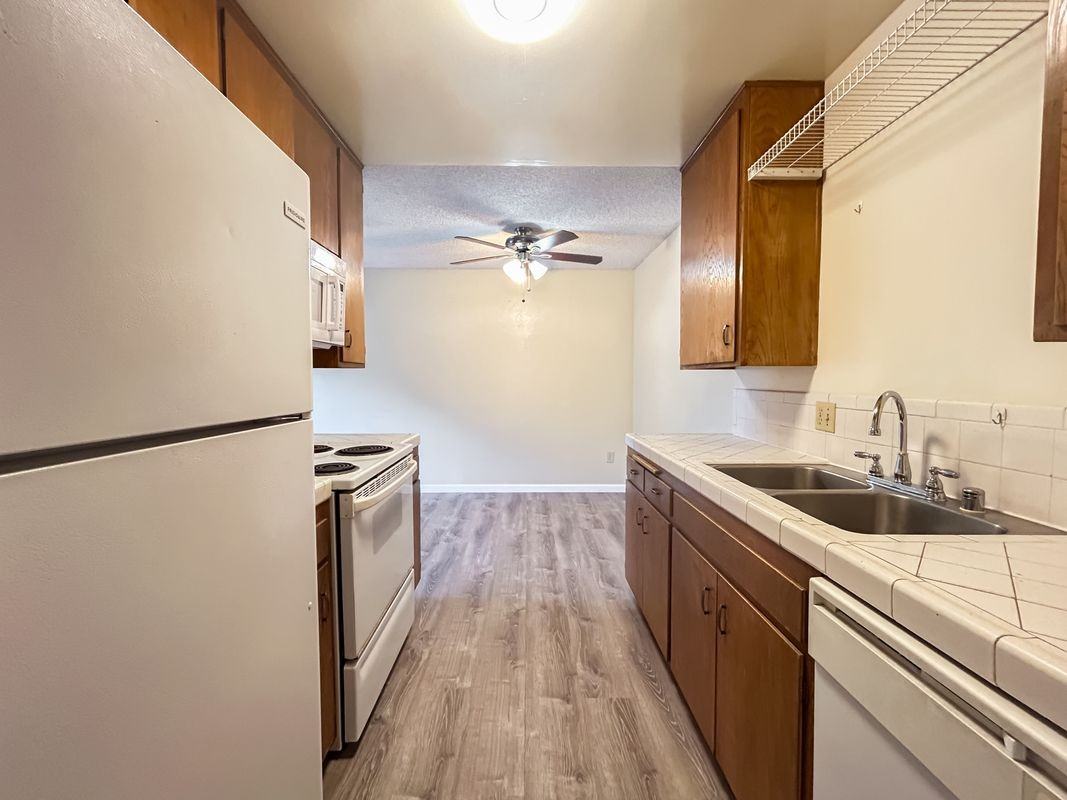 4675 Bancroft St ##H - Photo 4 of 12