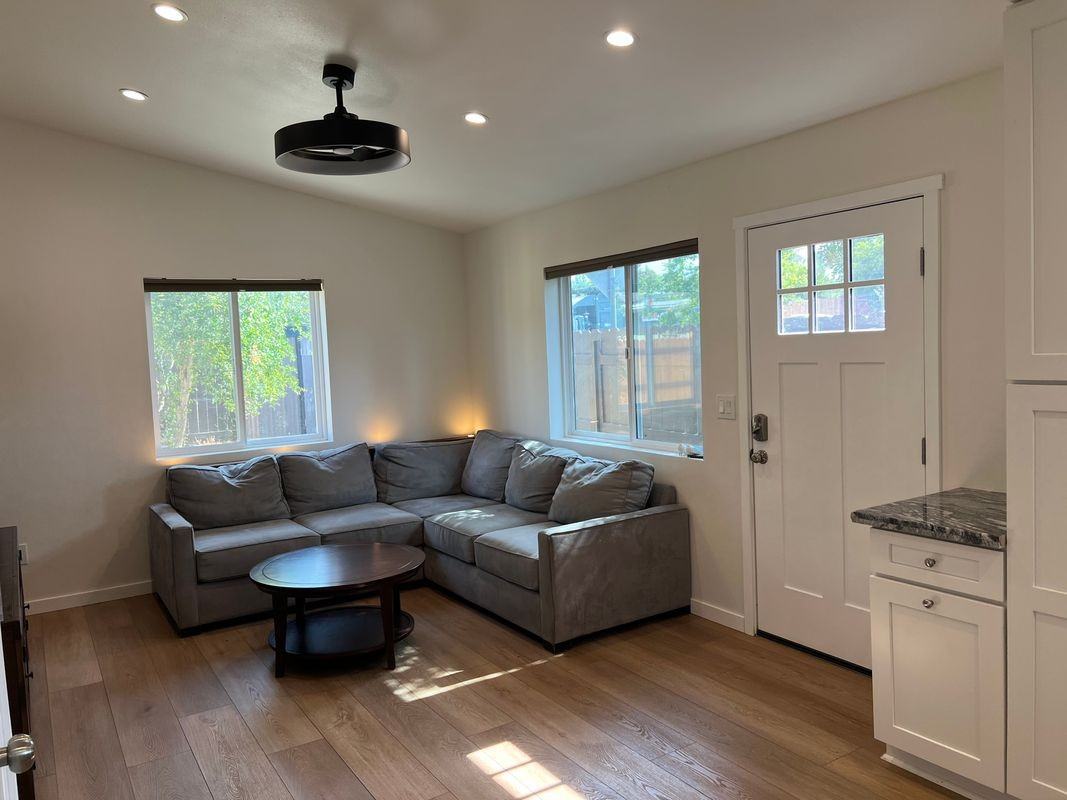 976 Calle Jazmin - Photo 2 of 20