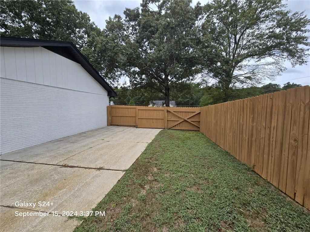 1670 Christian Cir - Photo 7 of 14
