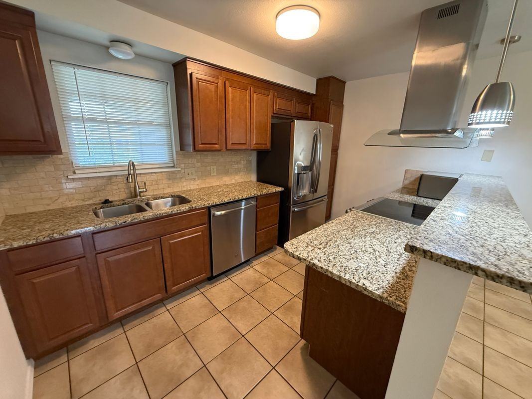 2207 Lotus Blossom St - Photo 6 of 16