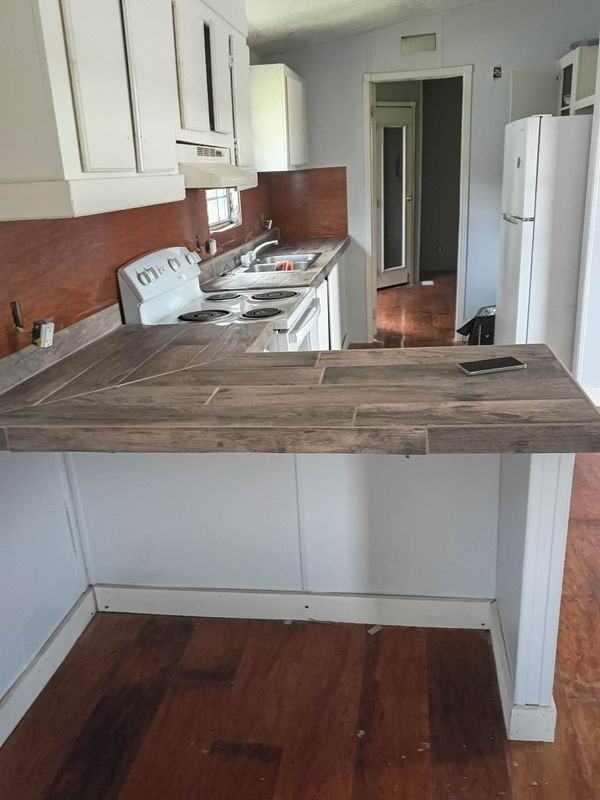 125 Broaddus St - Photo 7 of 14