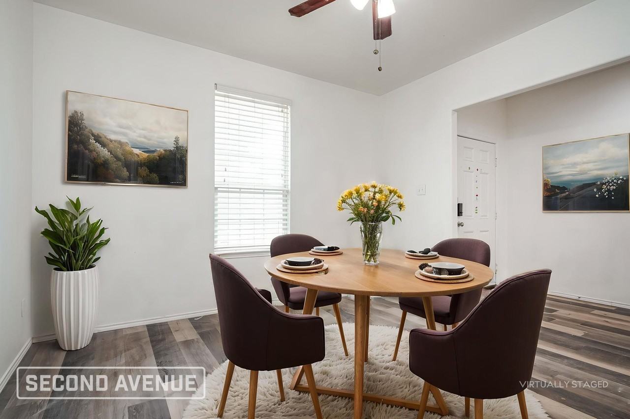 1420 Abby Creek Dr - Photo 3 of 21