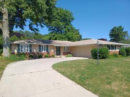 featured image of 4121 Barbara Dr