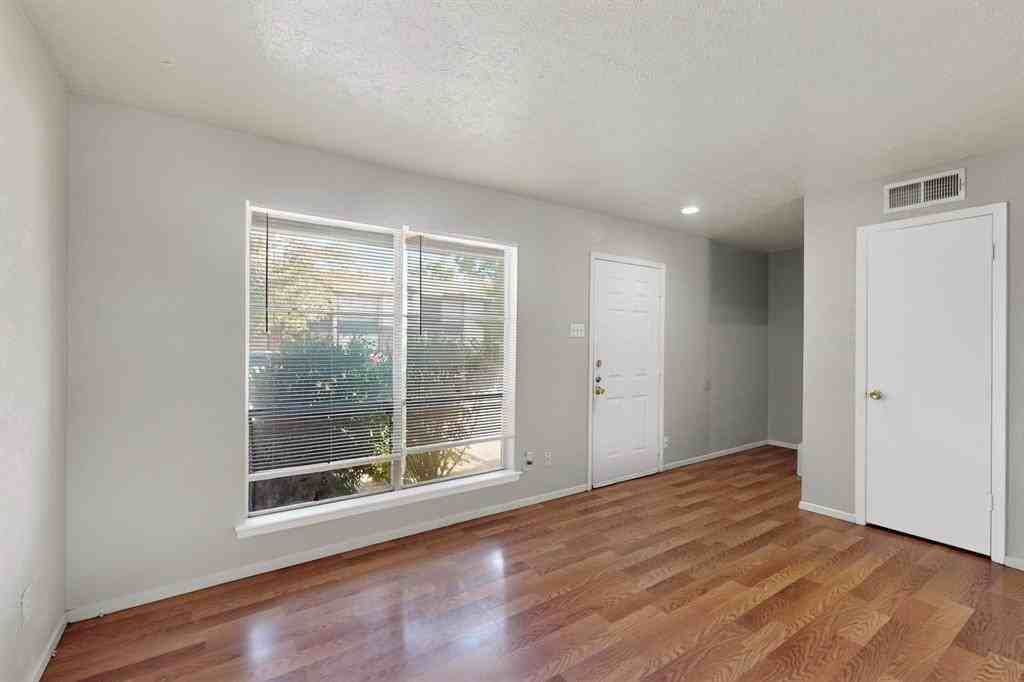 234 Rolling Hills Pl - Photo 6 of 38