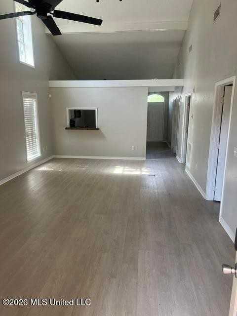 105 Northtown Dr - Photo 3 of 16
