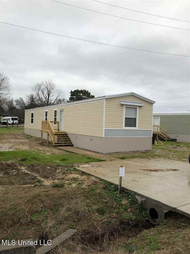 131 Whisper Ridge Ave