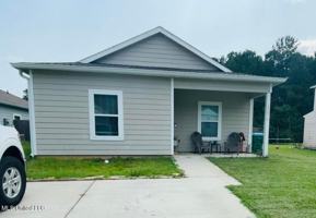 featured image of 13074 Tracewood Dr