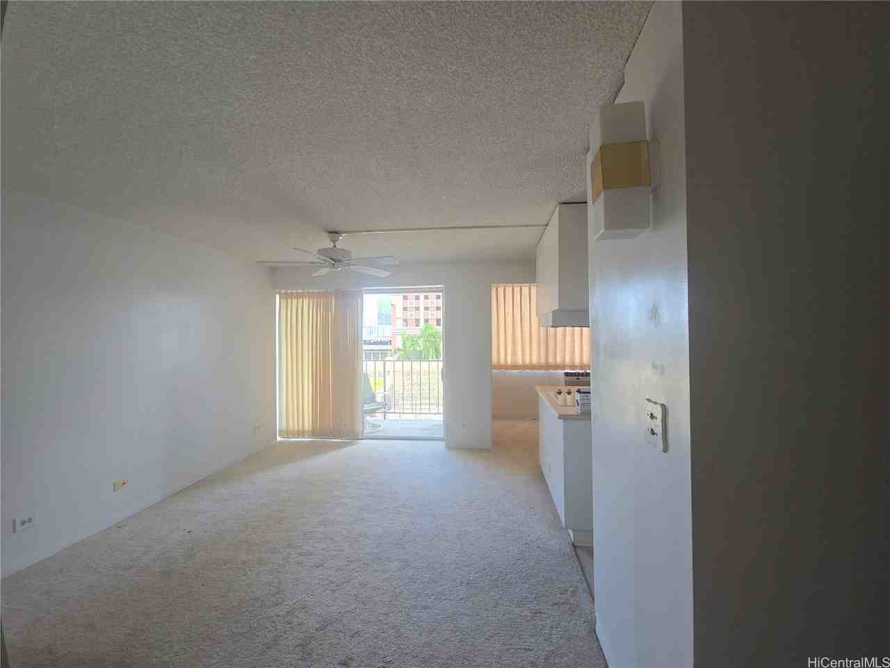 818 S King St #605
