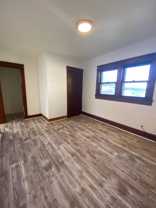 923 W Clark St #923 - Photo 1 of 1