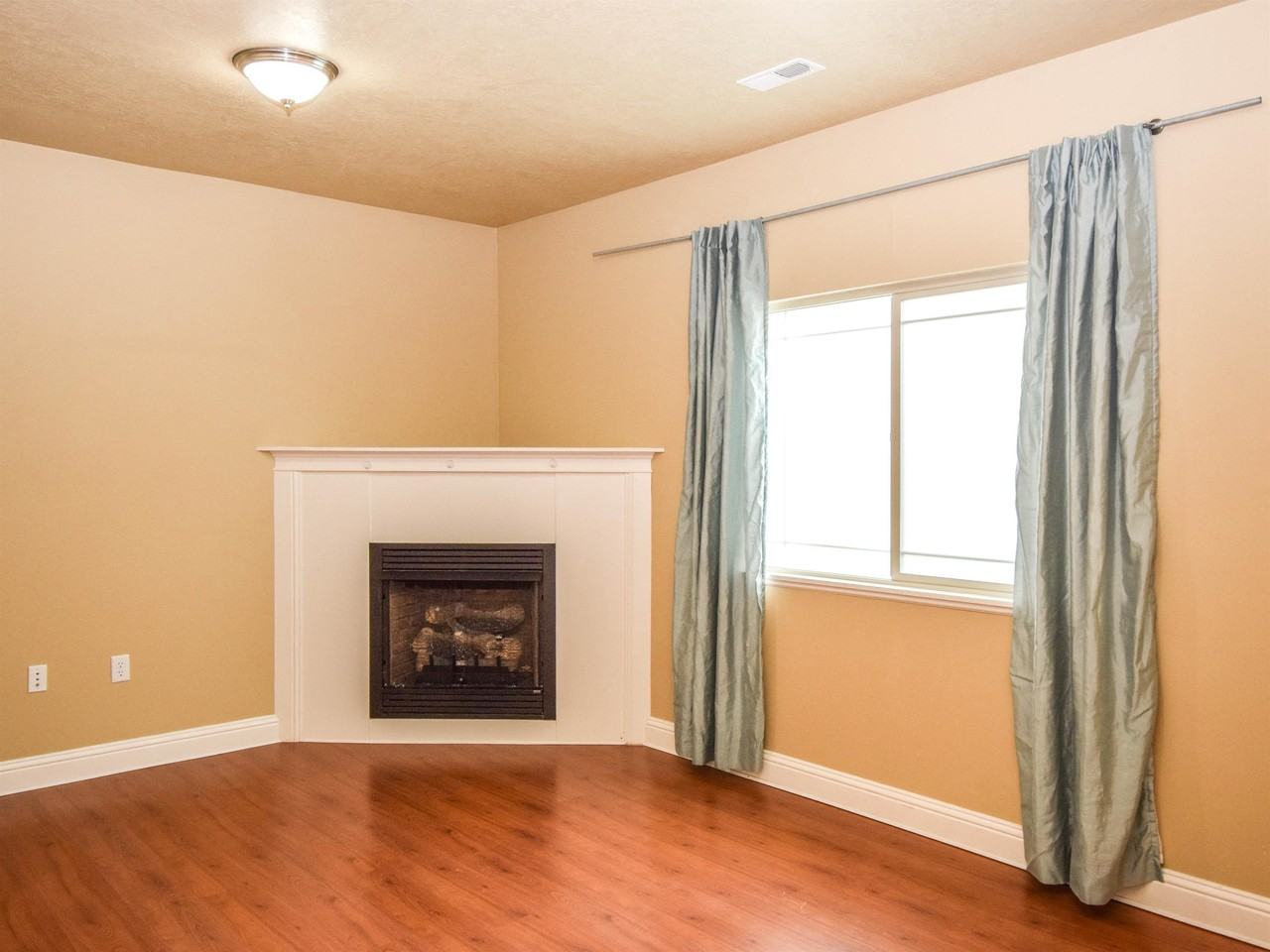 539 Westnorth #101 - Photo 2 of 12
