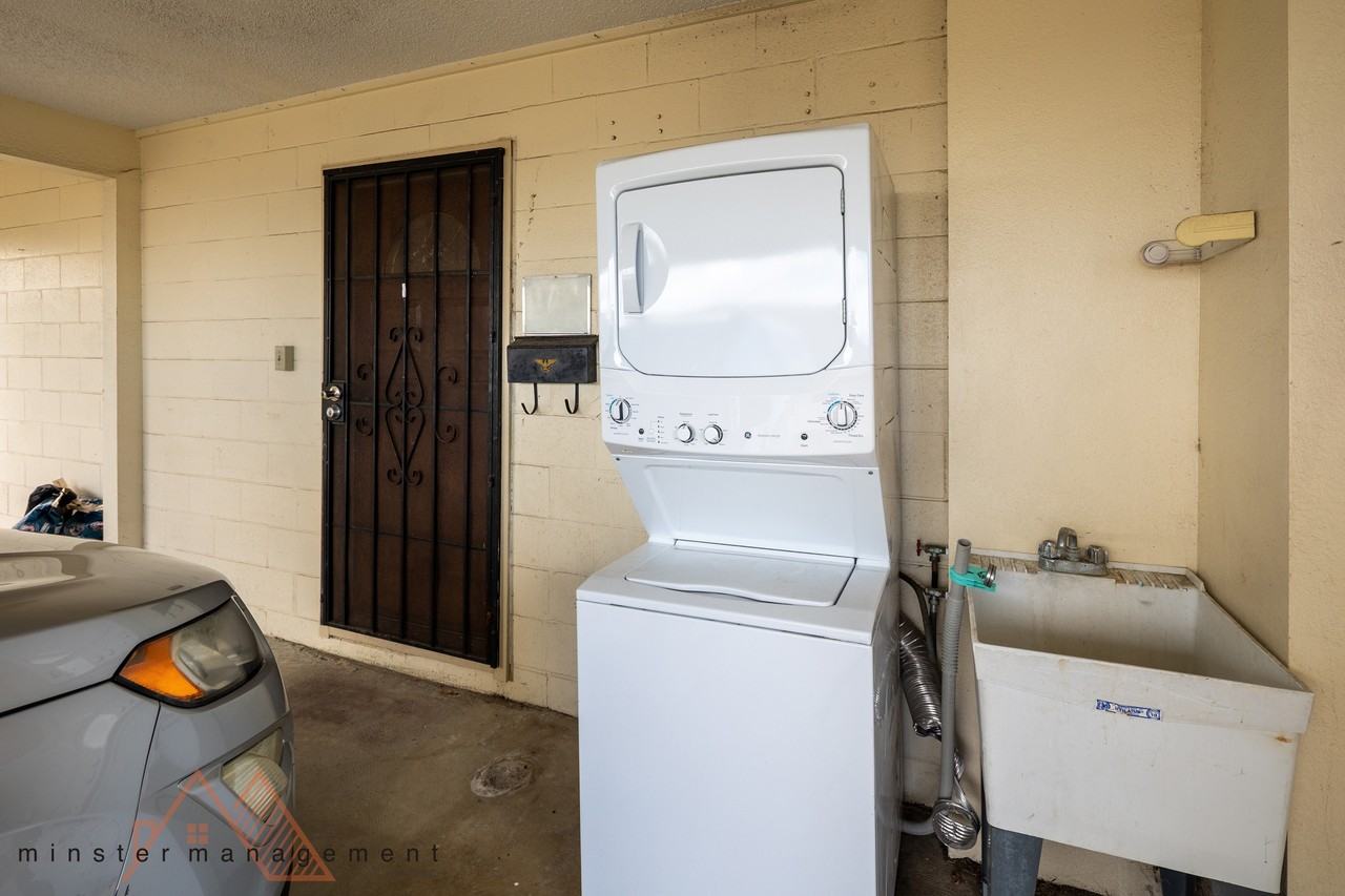 215 Azores St #D - Photo 3 of 14