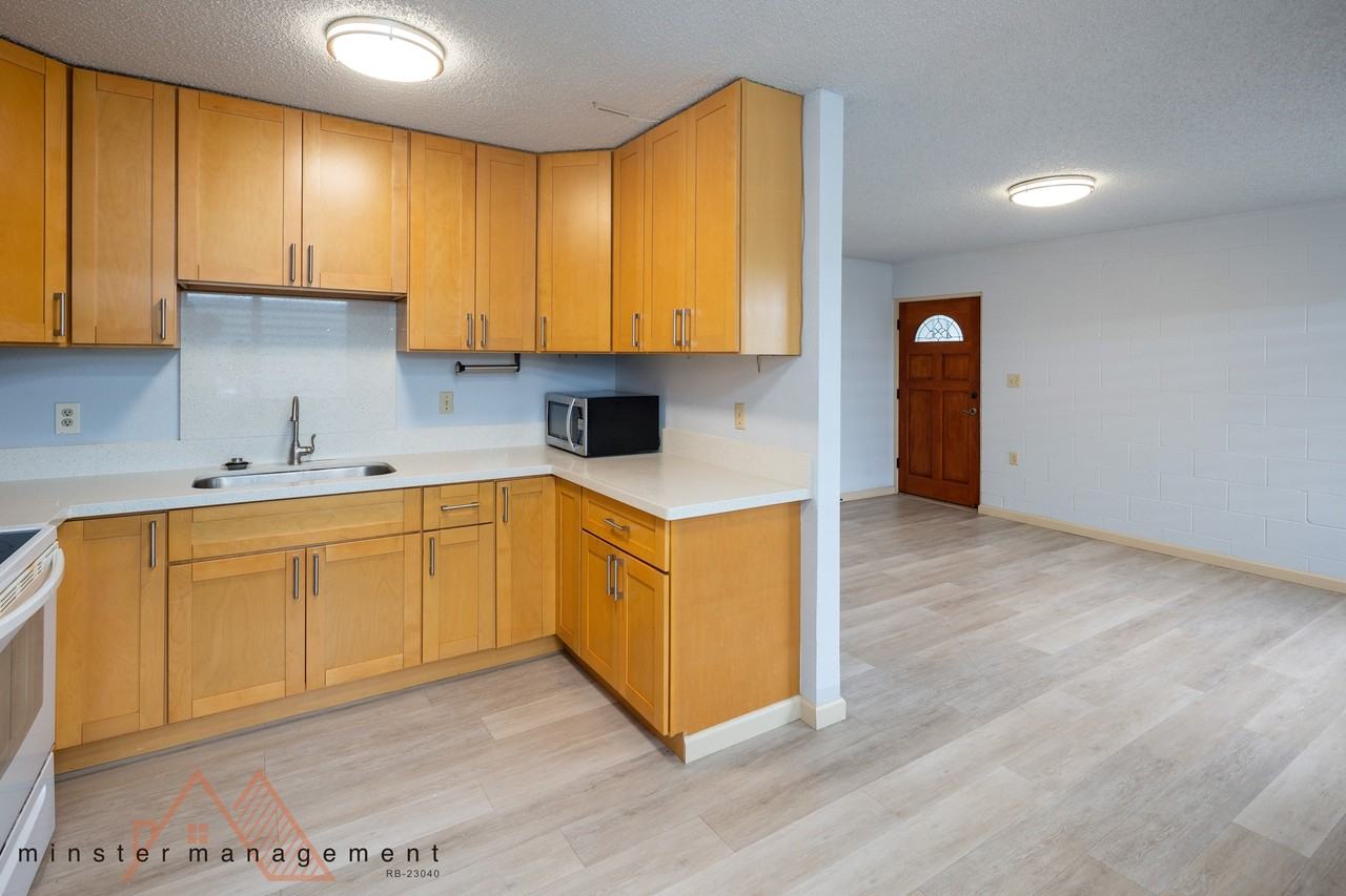 215 Azores St #D - Photo 4 of 14