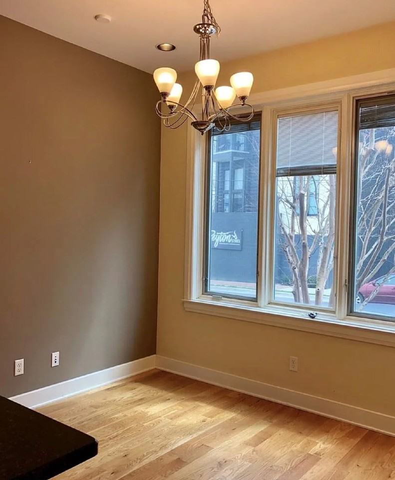 302 Van Buren St - Photo 3 of 11