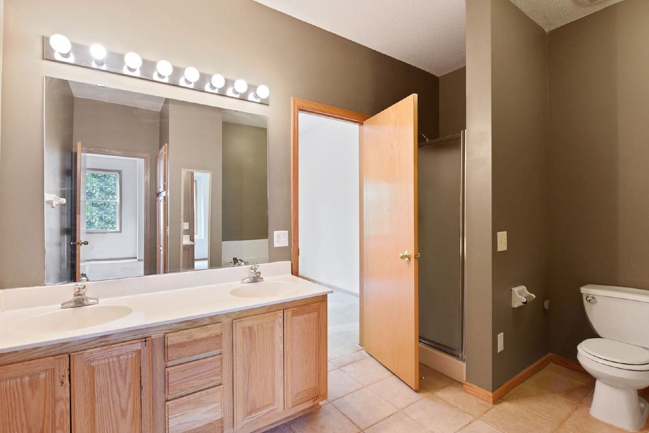 3704 Livingston Ave - Photo 5 of 22
