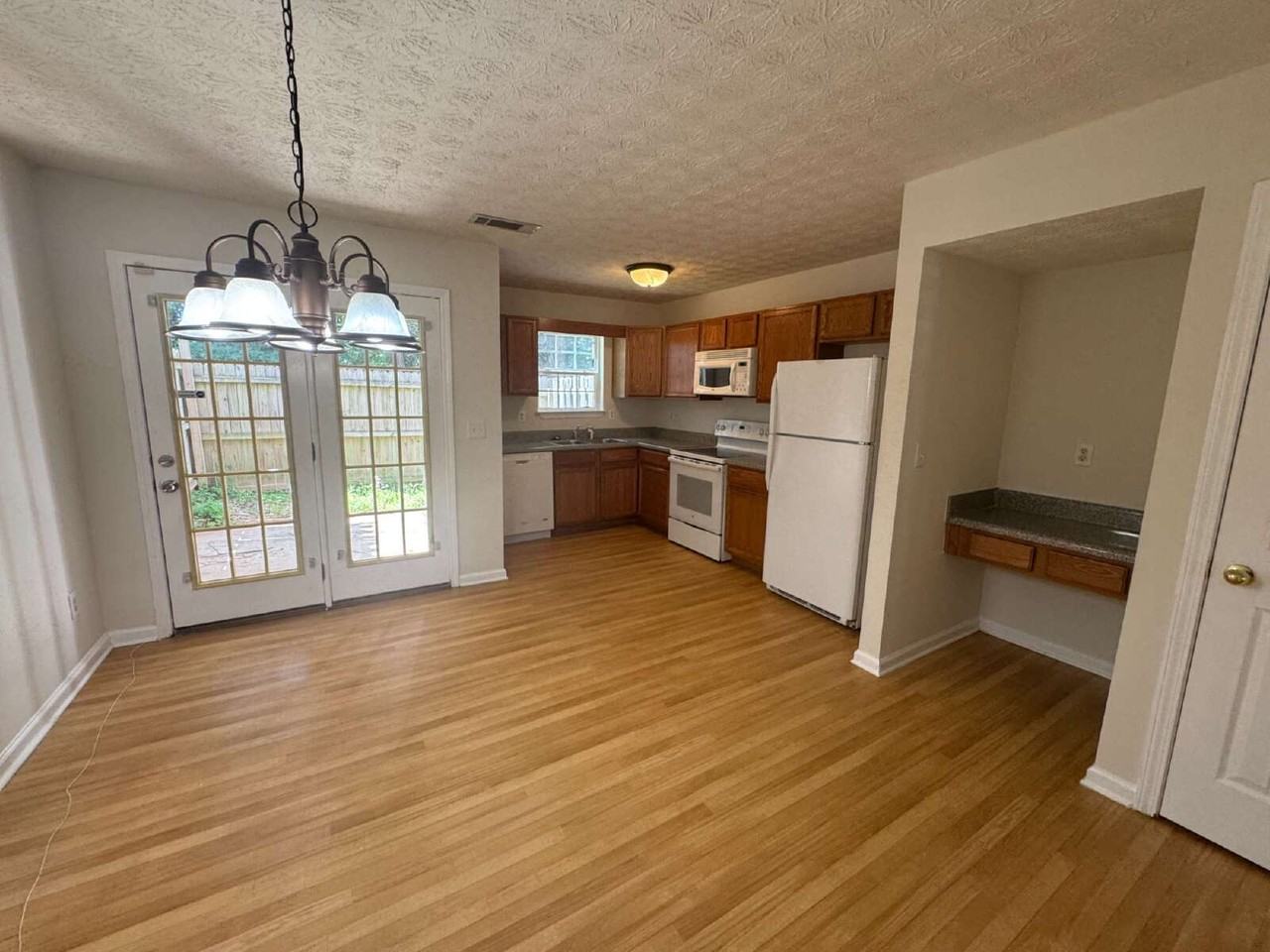 6343 Wellington Walk Way - Photo 6 of 10