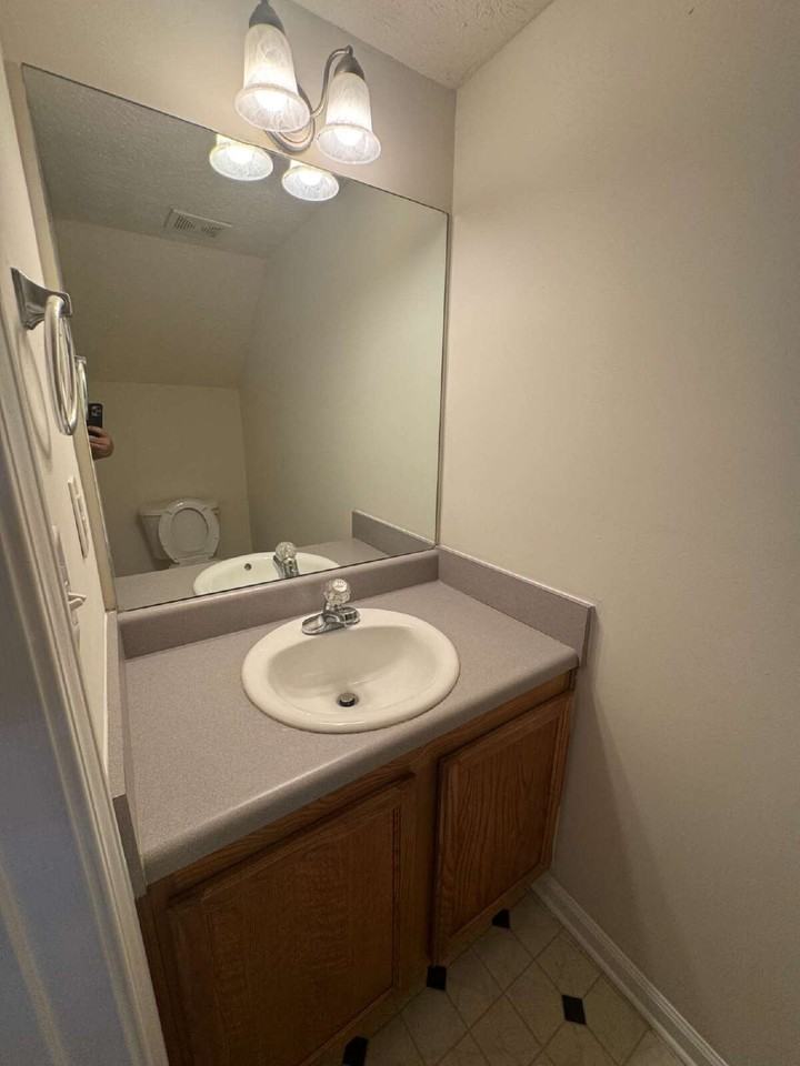 6343 Wellington Walk Way - Photo 7 of 10