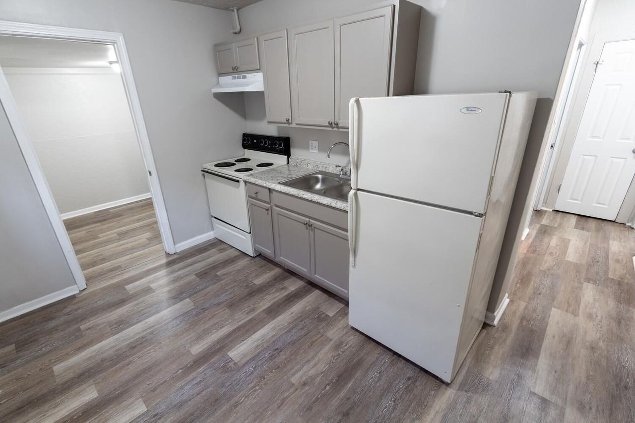 2952 Adams St - Photo 5 of 9