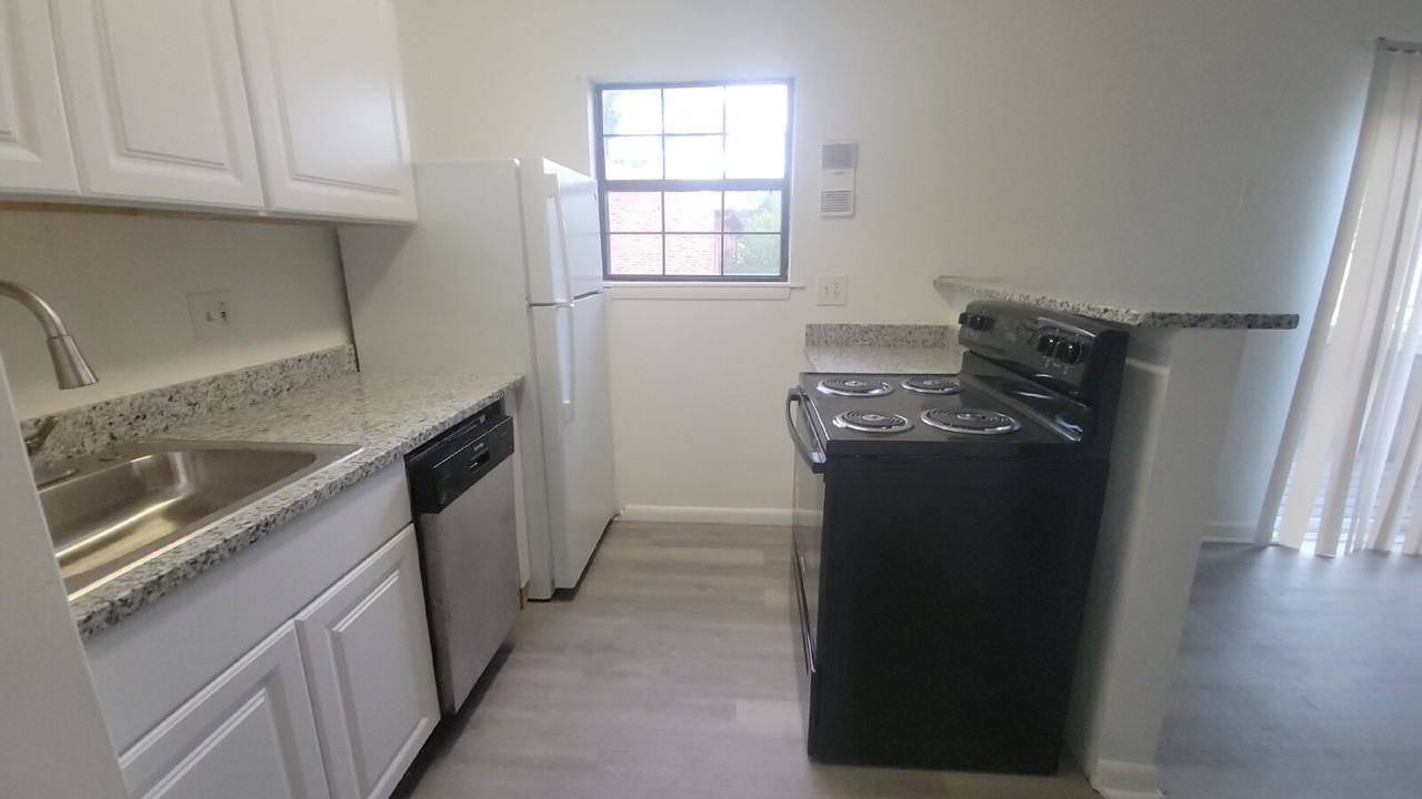 4916 Cotton Row Nw - Photo 2 of 20