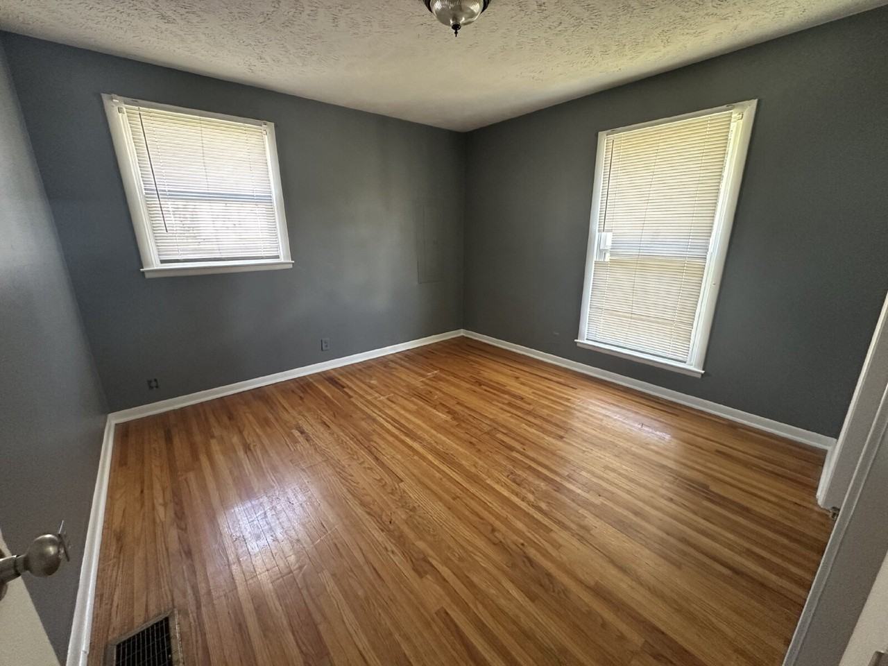 646 Briarwood Rd #A - Photo 7 of 12