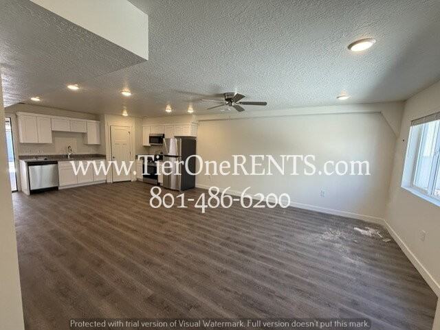 455 W 1025 S - Photo 2 of 17