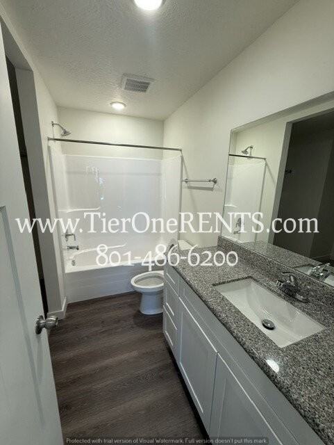 455 W 1025 S - Photo 7 of 17